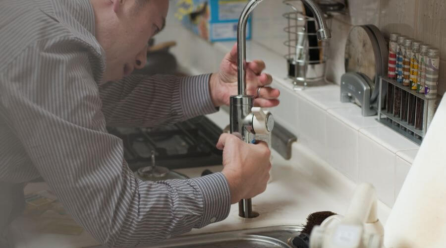 Professional emergency plumbing in Whitsett, TX